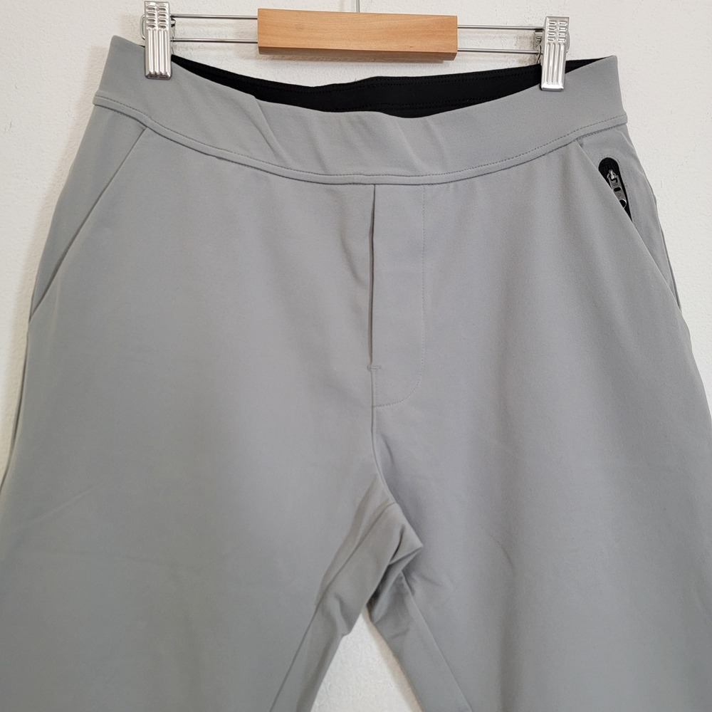 Public Rec Men Grey Athletic Performance Jogger Pant Slim Fit Pockets 30x30 EUC - Picture 4 of 15